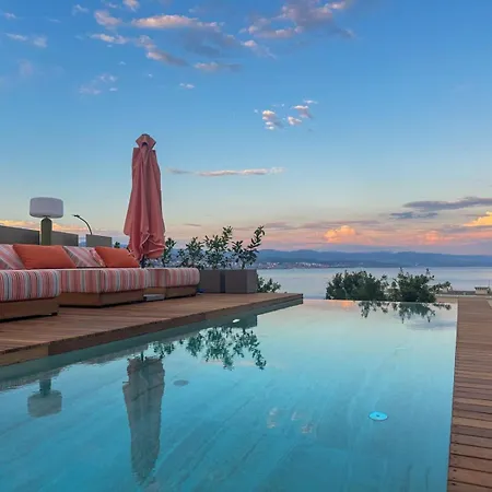 Iboutique Luxury With Heated Pool * Opatija